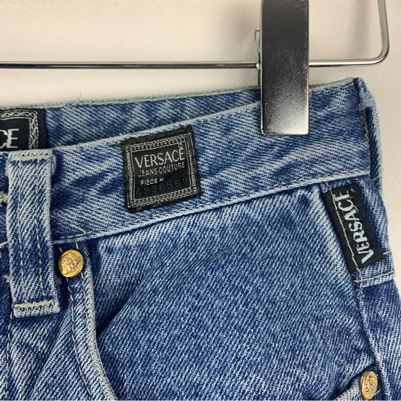 VERSACE JEANS COUTURE‎ Vintage 90s Light Wash High Rise Straight Leg Jeans Sz 26 - Picture 2 of 8